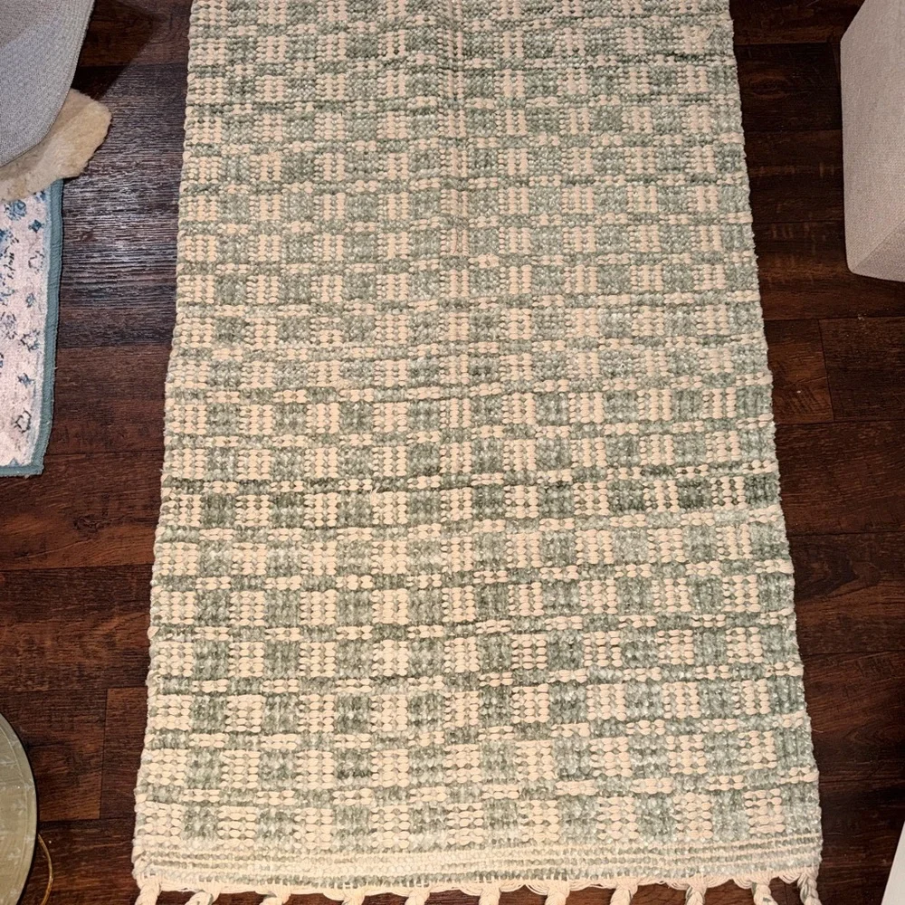 Green blue and Cream geometric Woven Rug 2x3